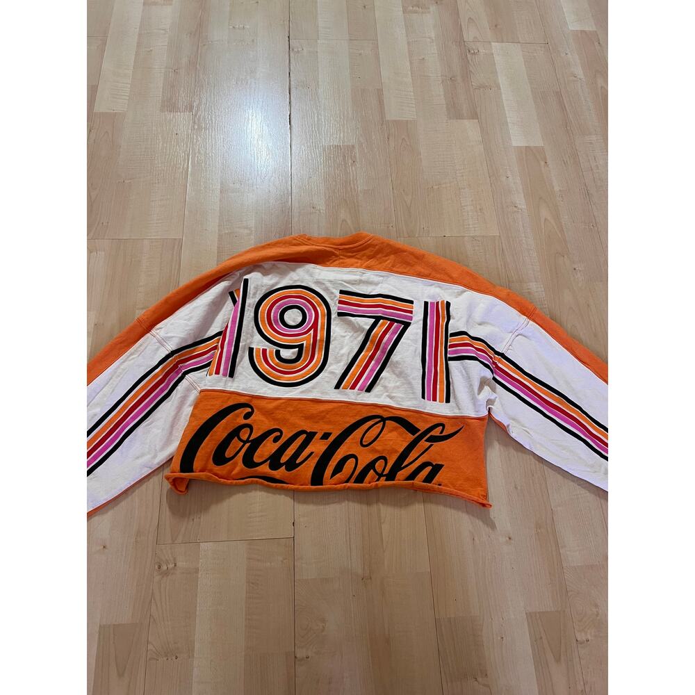 Spirit Jersey Coca-Cola 1971 Cropped Sweatshirt Small Orange Retro Graphic Top - Picture 5 of 10